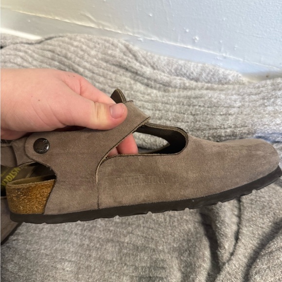 Birkenstock Tan Mules with Buckle - Picture 8 of 13